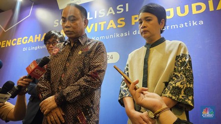 Upaya Kominfo Berantas Judi Online di Lingkungan Kerja PNS. (CNBC Indonesia/Intan)