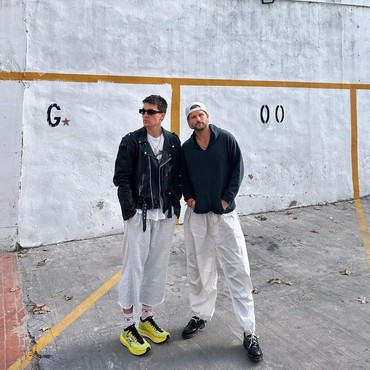 Lirik Lagu Terjemahan Congrats - LANY