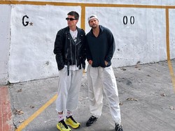 Lirik Lagu Terjemahan Congrats - LANY