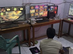 Markas Judi Slot Omzet Rp 30 Juta Sebulan di Wajo Digerebek, 4 Pelaku Diciduk