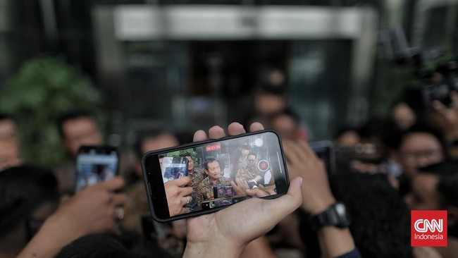 FOTO: Menteri KKP Sakti Wahyu Trenggono Diperiksa KPK