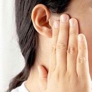 4 Panduan Tepat Membersihkan Telinga Tanpa Bahaya