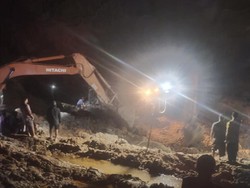 Tertimbun Tanah Longsor, 3 Penambang Timah di Bangka Barat Tewas