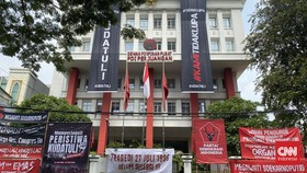 Peringati Peristiwa Kudatuli, Massa PDIP Longmars ke Komnas HAM