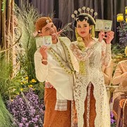 Detail Penampilan Aaliyah Massaid Memakai Kebaya saat Akad Nikah