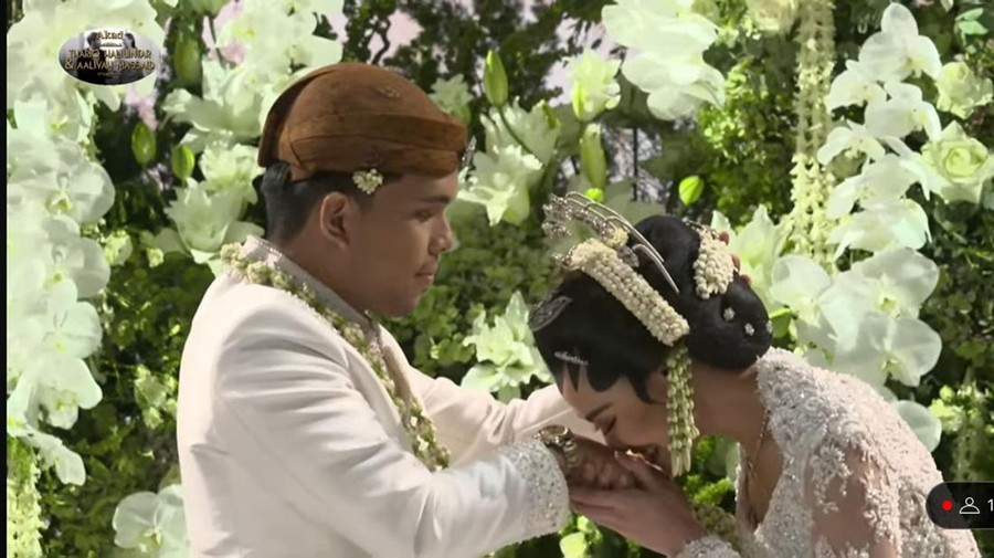 Pernikahan Thariq Halilintar dan Aaliyah Massaid