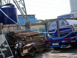 PAM Jaya Petakan Kantor Pemerintahan yang Masih Gunakan Air Tanah