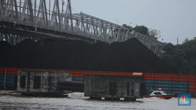 Batu Bara Newcastle Tembus $133,35 — China Dorong Harga, Potensi ke $137