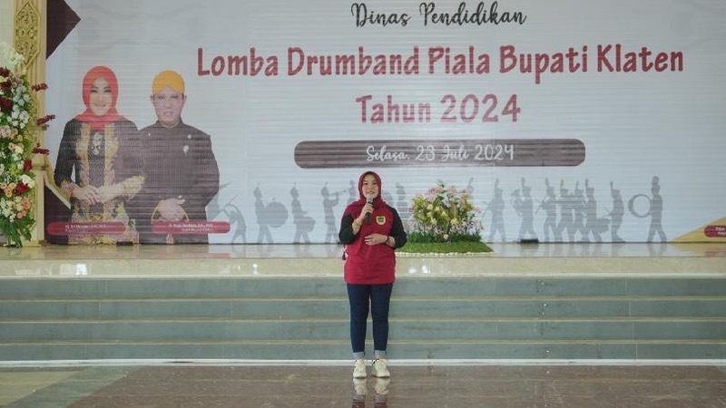 Pemerintah Klaten melalui Dinas Pendidikan menggelar Lomba Drumband Tingkat Kabupaten yang memperebutkan Piala Bupati 2024