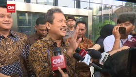 VIDEO: Diperiksa KPK, Menteri KKP Kaget Ditanya Soal Terima Uang 10M