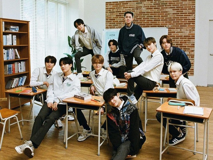 Berbeda dengan grup-grup senior asuhan YG Entertainment sebelumnya, rapper line TREASURE beranggotakan tiga orang. Trio rapper tersebut memiliki julukan “HyunHaYo”, singkatan dari Choi Hyunsuk, Haruto, dan Yoshi./ Foto: instagram.com/yg_treasure_official