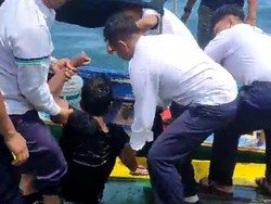 Penumpang Kapal Lompat ke Laut Diduga Stres Akun Mobile Legend Dibobol
