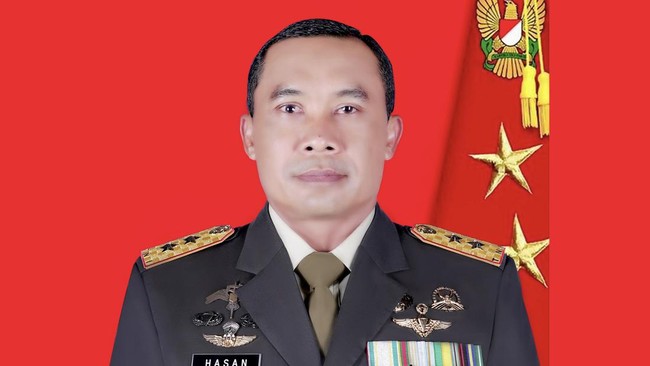 Mayjen TNI Mohamad Hasan ditunjuk menjadi Panglima Komando Cadangan Strategis Angkatan Darat (Pangkostrad) menggantikan Letjen Muhammad Saleh Mustafa.