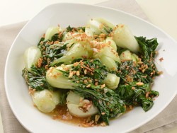 Resep Tumis Nai Bai Bawang Putih yang Segar Gurih Rasanya