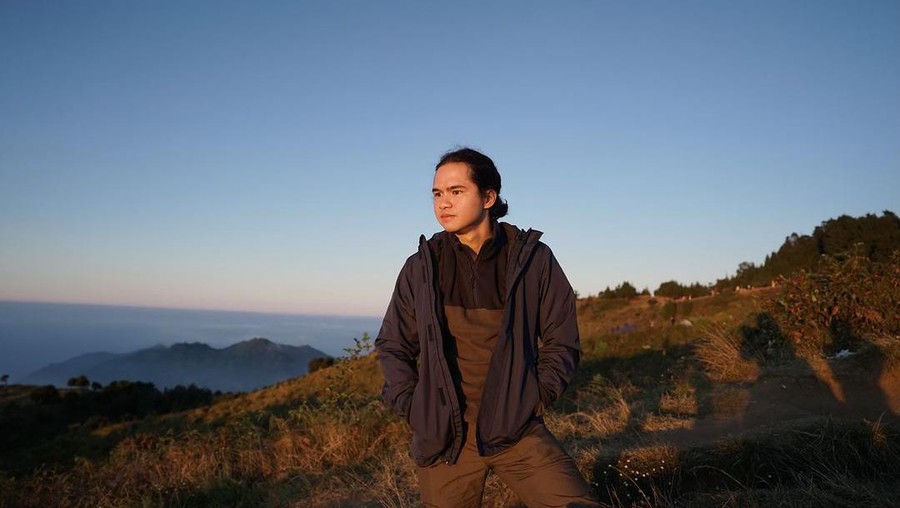 Dul dan Tissa di Gunung Prau