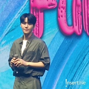 Datang Lagi ke Jakarta, Kim Seon Ho Reuni dengan Indra Herlambang hingga Pamer Otot