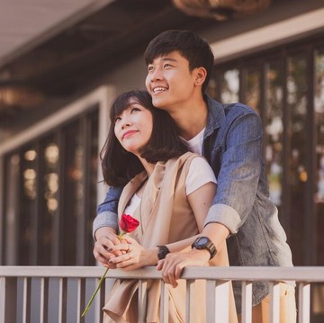 Tidak Sekadar Tertarik, Ini 7 Tanda Kamu Telah Menemukan Tambatan Hati