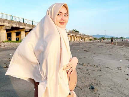 5 Potret Kehamilan Kedua dr Shindy Putri, Tampil Glowing Pamer Baby Bump