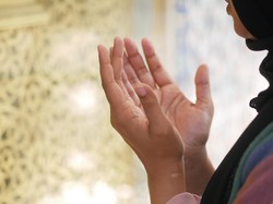 Perbanyak Sholawat di Hari Jumat, Ini Bacaan dan Keutamaannya