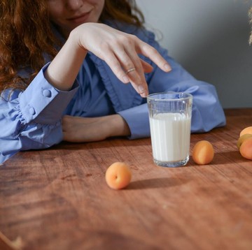 Nggak Baik buat Kesehatan, Jangan Campur 3 Buah Ini dengan Susu!