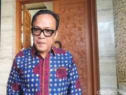 Jokowi Tak Daftar Caketum PSI, Relawan: Dia Kayak Ketum Partai Berjalan
