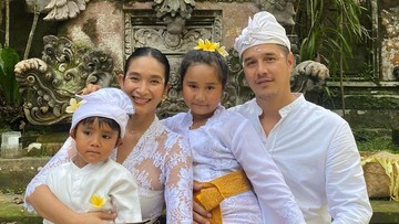 Kisah Happy Salma Tak Tahu Suami Bangsawan Bali saat Awal Kenal