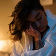 Sering Terbangun di Tengah Malam? Coba Lakukan 5 Trik Ini agar Kamu Mudah Kembali Tidur