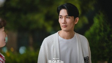 Akhirnya Punya Akun IG, Uhm Tae Goo Bagikan Potret Sosok Kesayangan
