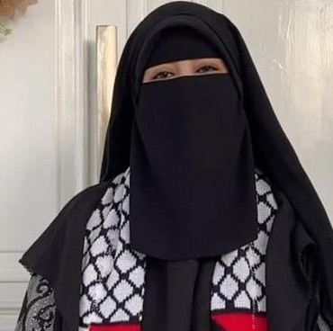 Disorot Lagi, Inilah Pernyataan Ustazah Halimah Alaydrus yang Minta Jamaah Putri Lepas Cadar Saat Kajian