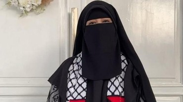 img-title Disorot Lagi, Inilah Pernyataan Ustazah Halimah Alaydrus yang Minta Jamaah Putri Lepas Cadar Saat Kajian