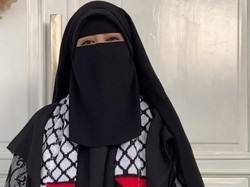 Disorot Lagi, Inilah Pernyataan Ustazah Halimah Alaydrus yang Minta Jamaah Putri Lepas Cadar Saat Kajian