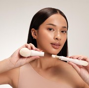 Produk Terbaru Aeris untuk Makeup di Mana Saja, 4 in 1 Brush dan Dual Sided Makeup Puff