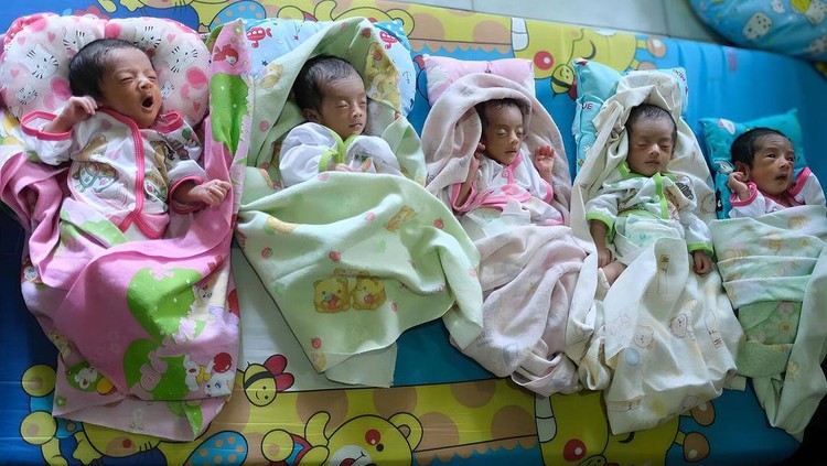 Bayi Kembar 5 Indramayu