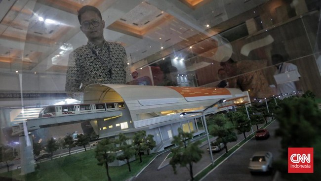 FOTO: Berkunjung ke Pameran Kapal dan Kereta Api di Ibu Kota