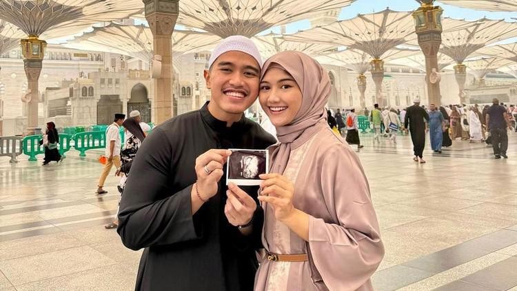 Meski tengah menjalani kehamilan pertamanya, Erina Gudono memutuskan untuk menerima beasiswa untuk melanjutkan studi S2 di Pennsylvania, Amerika Serikat.