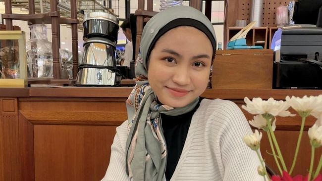 5 Seleb Gen Z yang Bisa Jadi Inspirasi OOTD Hijab, Panutannya Anak Muda!