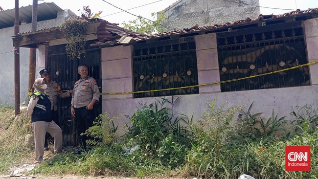 Polisi menemukan jejak pencarian dan pembelian racun sianida dalam kasus penemuan kerangka ibu dan anak di Bandung Barat.