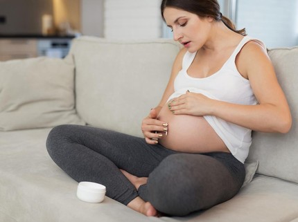 7 Kebiasaan yang Bisa Cegah Stretch Mark saat Hamil, Mudah dan Efektif