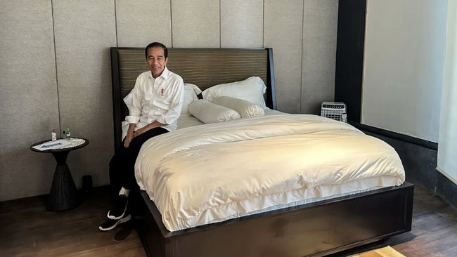 Pendingin ruangan alias air conditioner (AC) di bilik Jokowi di Ibu Kota Nusantara (IKN) sudah siap mendinginkan ruangan agar presiden tidur nyenyak.