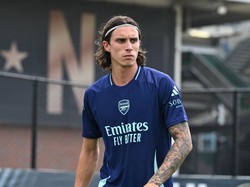 Calafiori Datang Agar Benteng Arsenal Makin Kukuh
