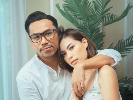 7 Potret Sammy Simorangkir dan Istri yang Jarang Tersorot, Baru Rayakan Wedding Anniversary ke-7