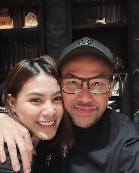 Paypoq kiygan nemis qizlari