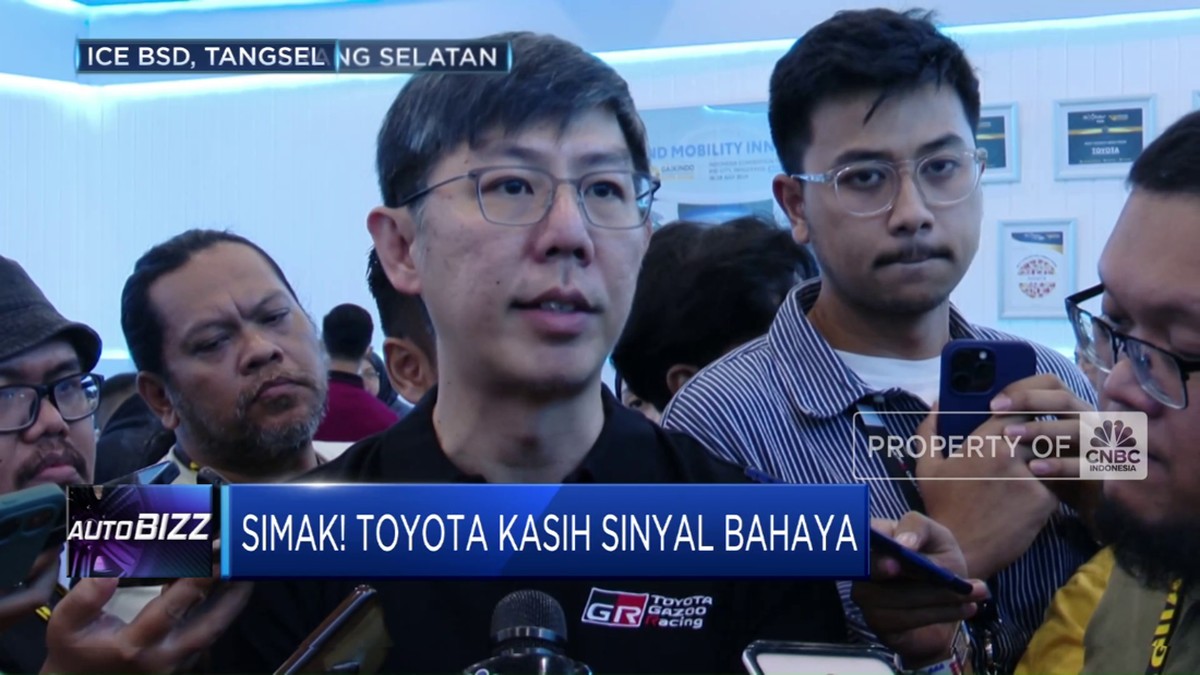 Video: Toyota Kasih Sinyal Bahaya PHK Hantui Industri Otomotif!