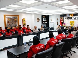 As SDM Lepas Kontingen Taekwondo Polri Bertanding di Malaysia-Thailand Open