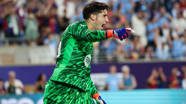 FOTO: Drama Adu Penalti Barcelona Kalahkan Man City