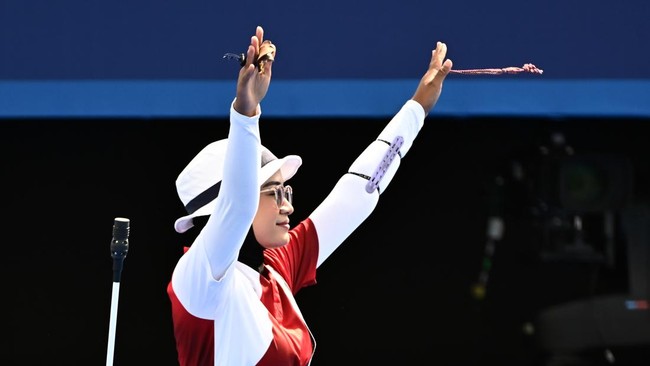 Atlet panahan putri Indonesia Diananda Choirunisa melaju ke final Panahan Asia 2025 usai mengalahkan wakil Jepang di Singapura, Selasa (17/6).