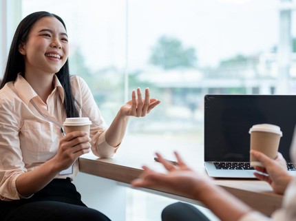 3 Kata-kata yang Direkomendasikan Pakar agar Terlihat Cerdas & Dapat Dipercaya di Tempat Kerja