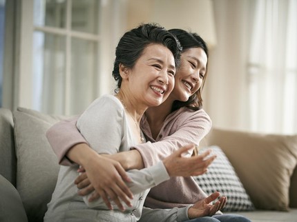 15 Batasan Sehat yang Perlu Dibuat Menantu dan Mertua