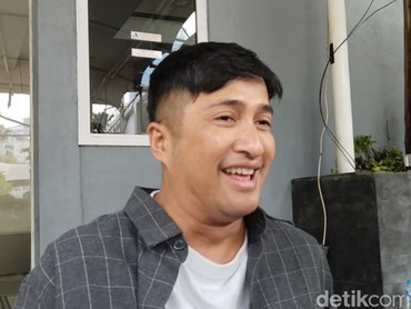 img-title Terpopuler: Reaksi Warga Dayak usai Irfan Hakim Lepas Ikan Arwana Vs 'Captain America' Tayang