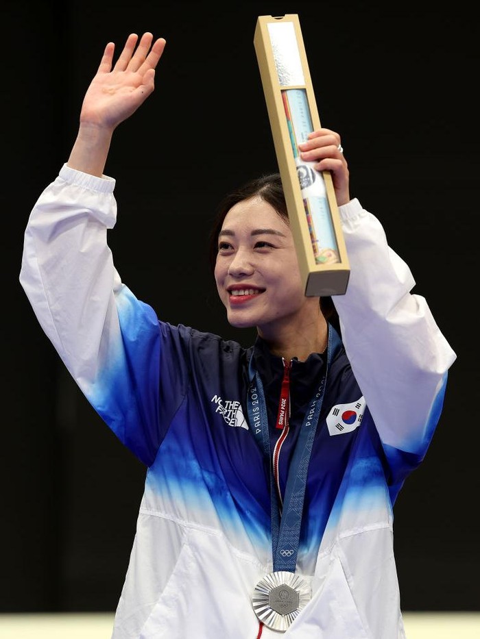 CHATEAUROUX, FRANCE - JULY 28: Kim Yeji of Team Republic of Korea shoots during the Women's 10m Air Pistol Final on day two of the Olympic Games Paris 2024 at Chateauroux Shooting Centre on July 28, 2024 in Chateauroux, France. (Photo by Charles McQuillan/Getty Images)